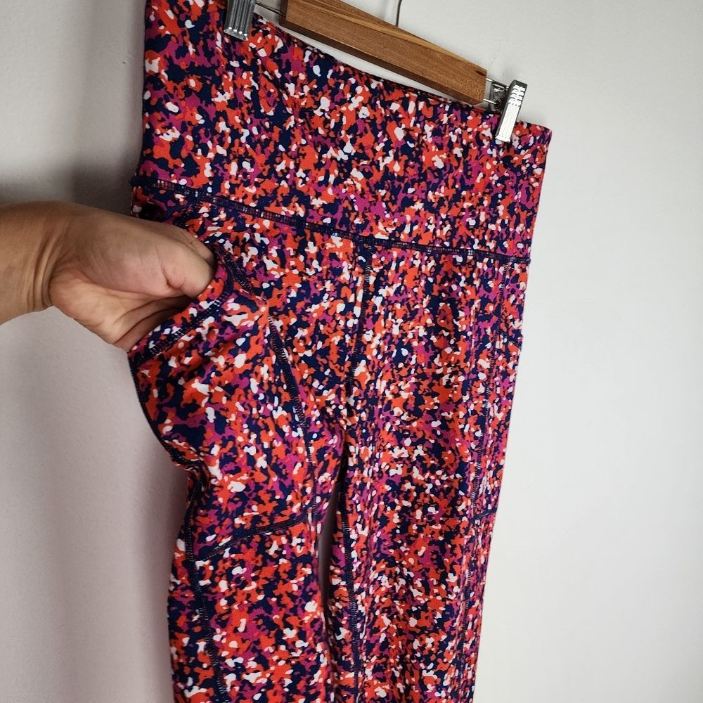 Ideology Compression Side-Pocket Cropped Leggings Multicolor Abstract Pattern M - Picture 6 of 14